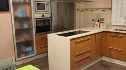 Foto 2 de Casa adosada en venda a Almeiras, Culleredo