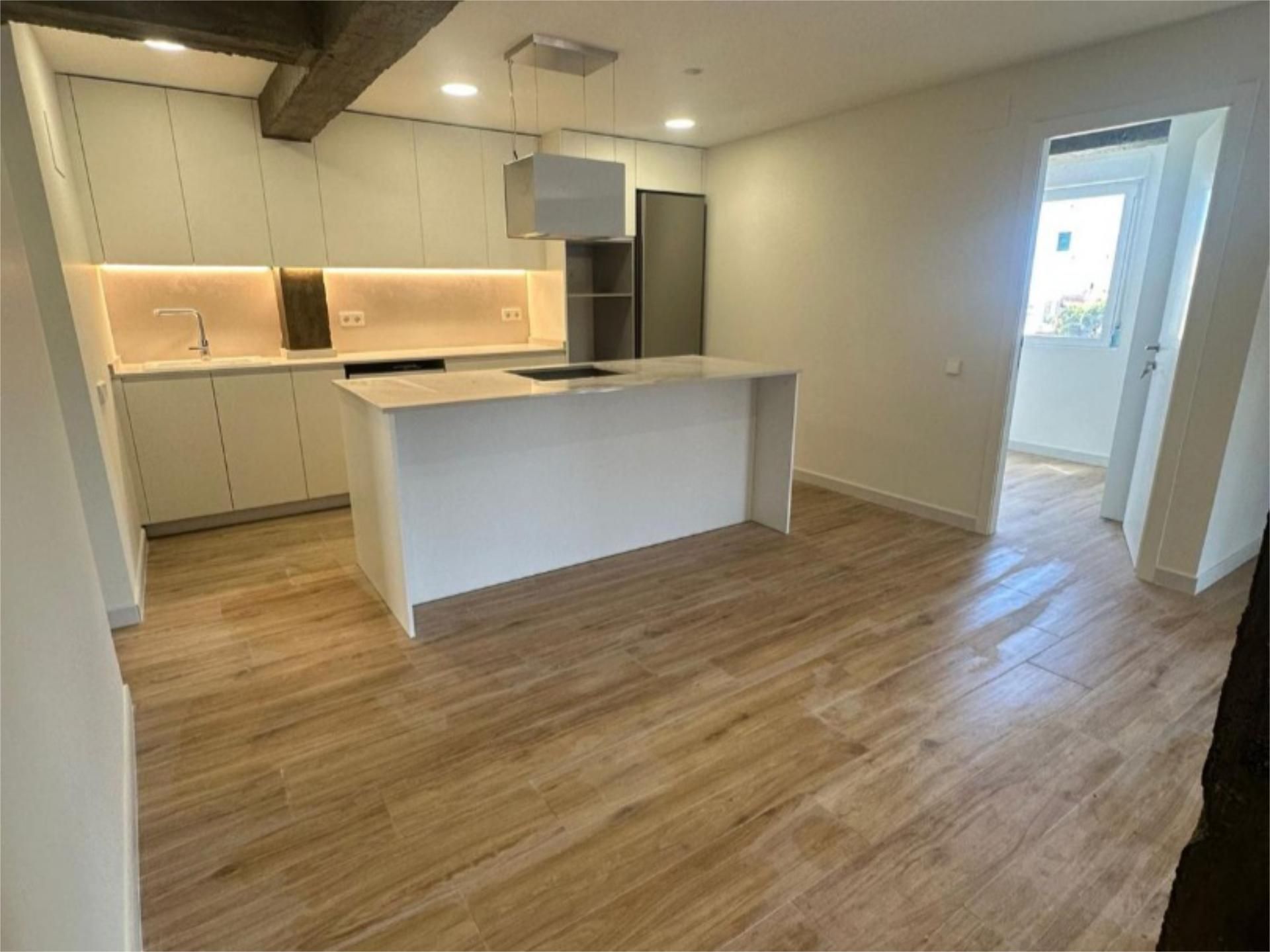 Cocina de Piso de alquiler en Moncada con Aire acondicionado, Terraza y Balcón