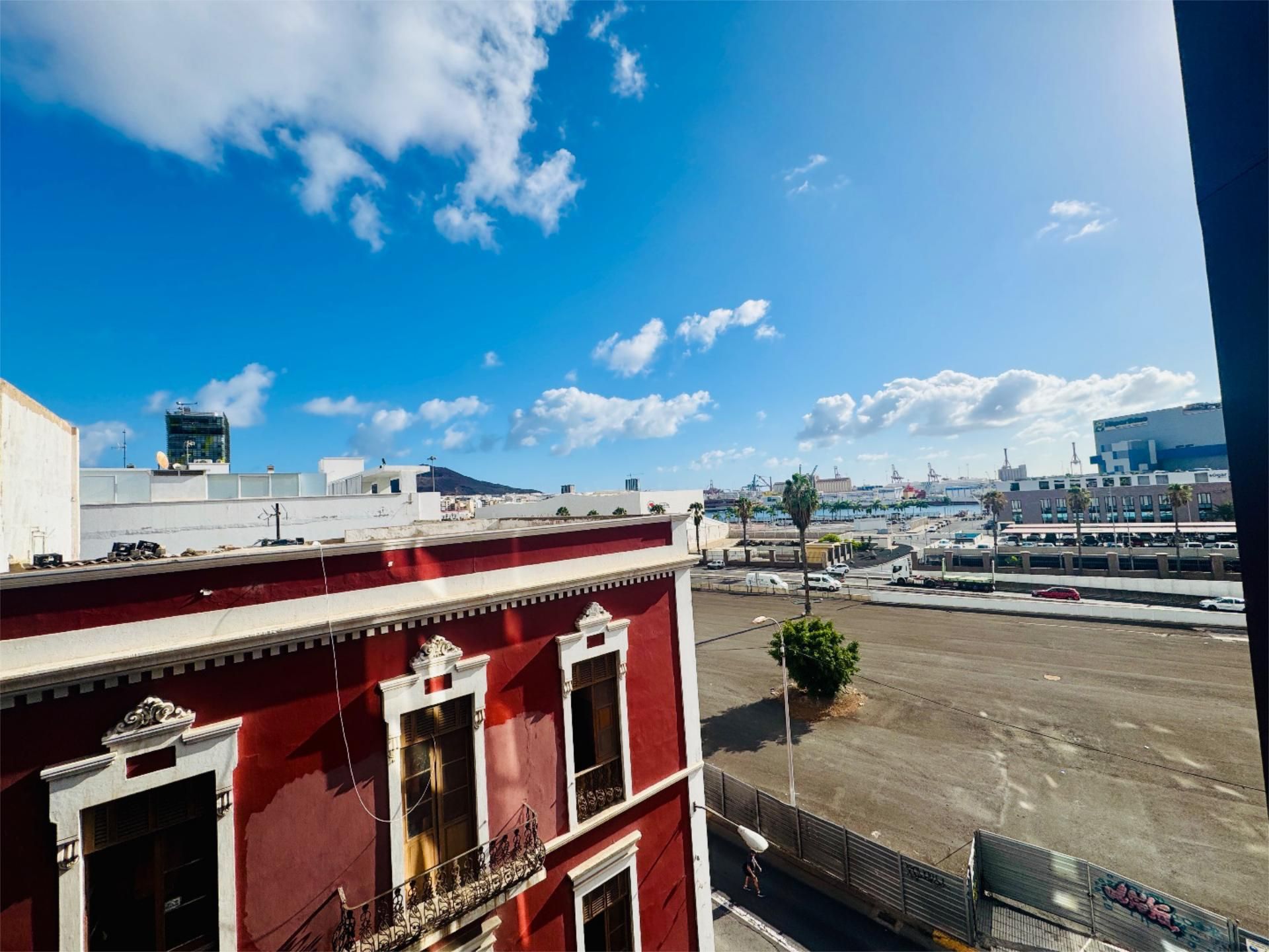 Exterior view of Flat for sale in Las Palmas de Gran Canaria  with Parquet flooring, Storage room and Community parking