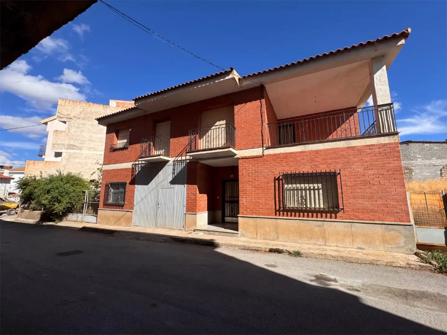 Casa o chalet en venta en Calle Molinos, 16, Valle del Zalabí Vista exterior de Casa o chalet en venta en Valle del Zalabí con Calefacción, Jardín privado y Terraza