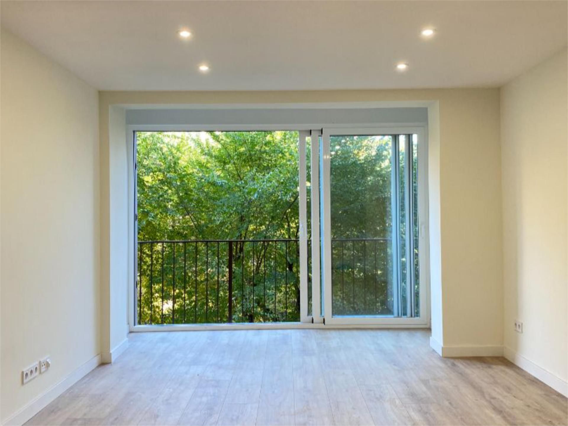 Balcony of Flat for sale in  Madrid Capital  with Air Conditioner