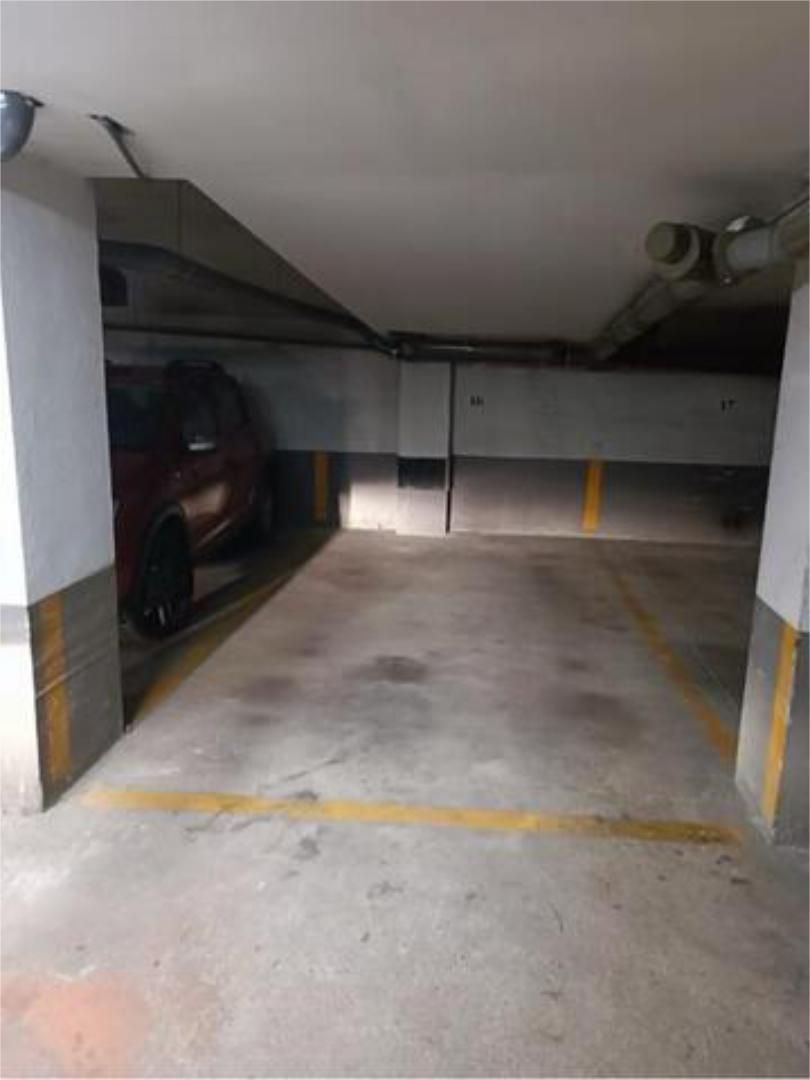 Aparcament de Garatge de lloguer en Vitoria - Gasteiz