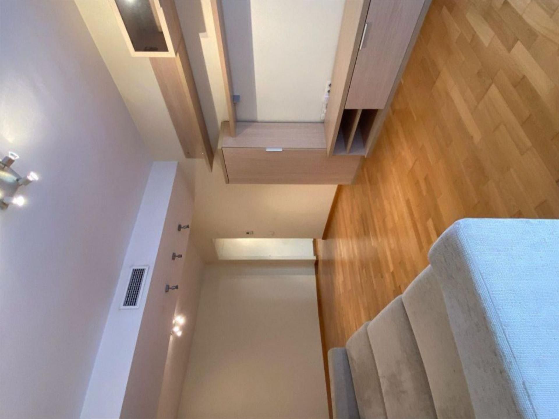 Flat to rent in  Valencia Capital  with Air Conditioner