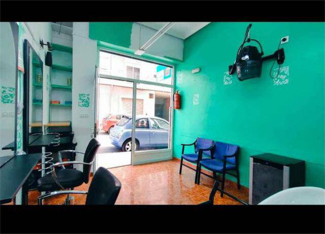 Local comercial en Alquiler en Petrer