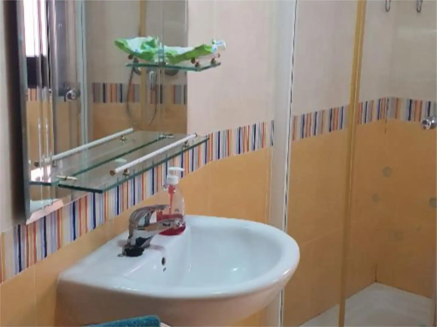 Pis en venda a Calle de la Via, 19, Vadillos Bany de Pis en venda en Valladolid amb Calefacció, Parquet i Terrassa