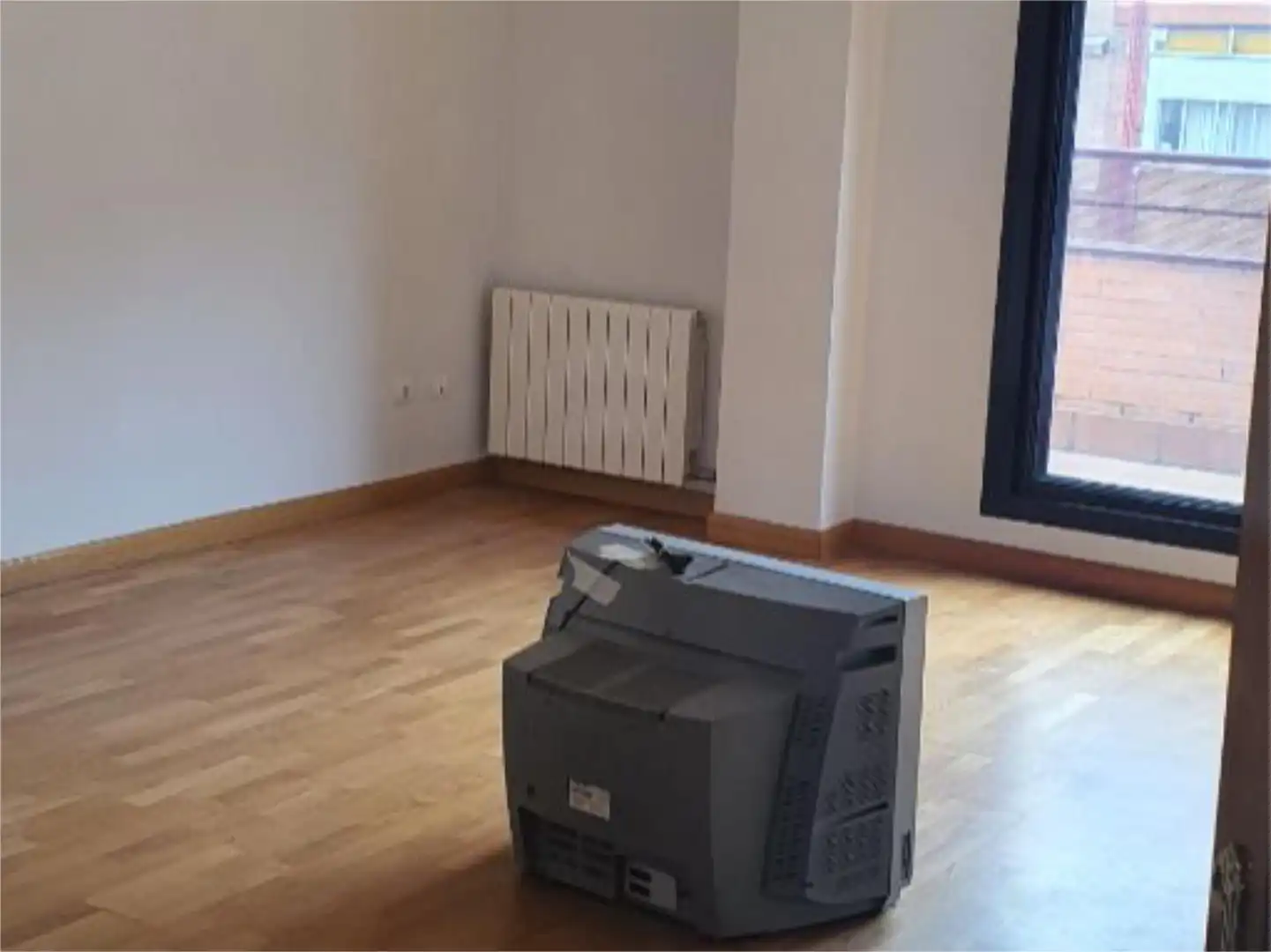 Pis en venda a Calle de la Via, 19, Vadillos Pis en venda en Valladolid amb Calefacció, Parquet i Terrassa