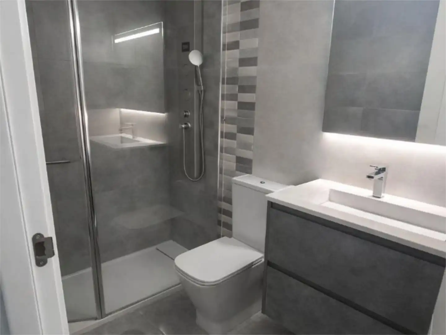 Bathroom of Flat for sale in Molina de Segura  with Air Conditioner, Swimming Pool and Balcony