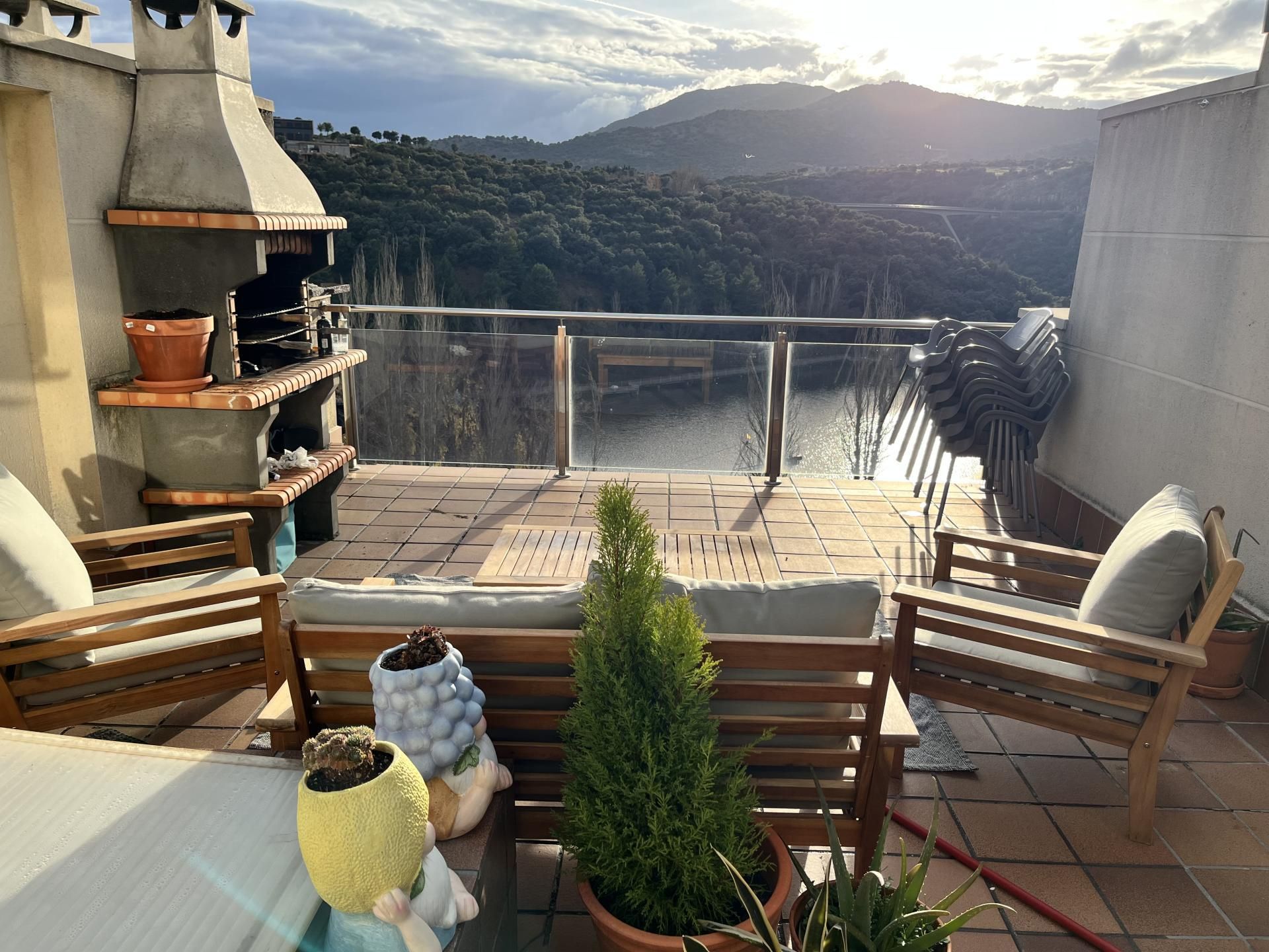 Pis en venda a Calle Uruguay, 943, Los Ángeles de San Rafael Terrassa de Pis en venda en El Espinar amb Aire condicionat i Terrassa