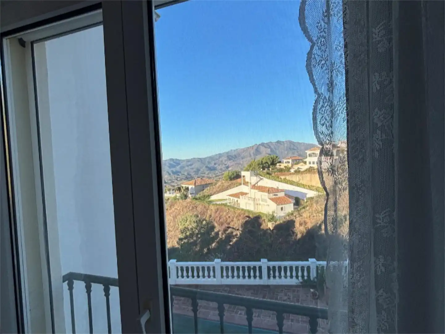 Casa adosada en venda a Urbanización Pueblo Valtocado, 1, Valtocado - La Alquería - La Atalaya Vista exterior de Casa adosada en venda en Mijas