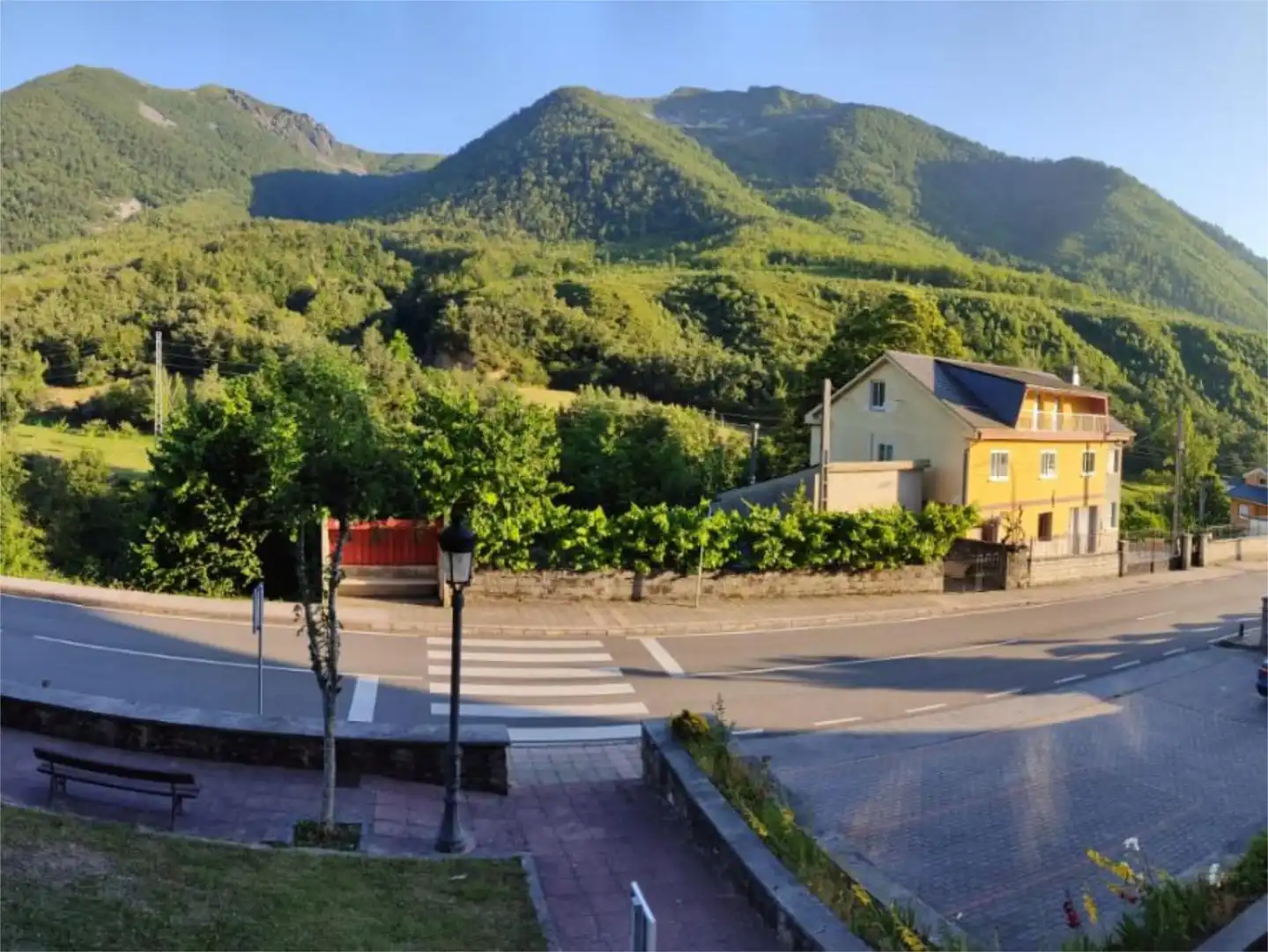 Piso en venta en Calle la Piniella, 3, Degaña Vista exterior de Piso en venta en Degaña con Calefacción, Terraza y Trastero