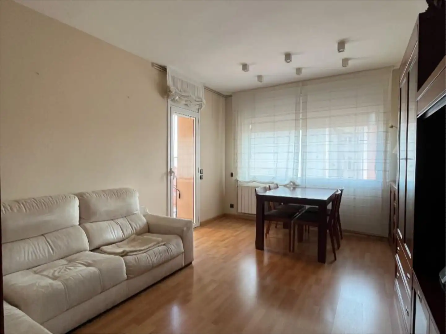 Sala de estar de Piso en venta en  Barcelona Capital con Aire acondicionado y Balcón