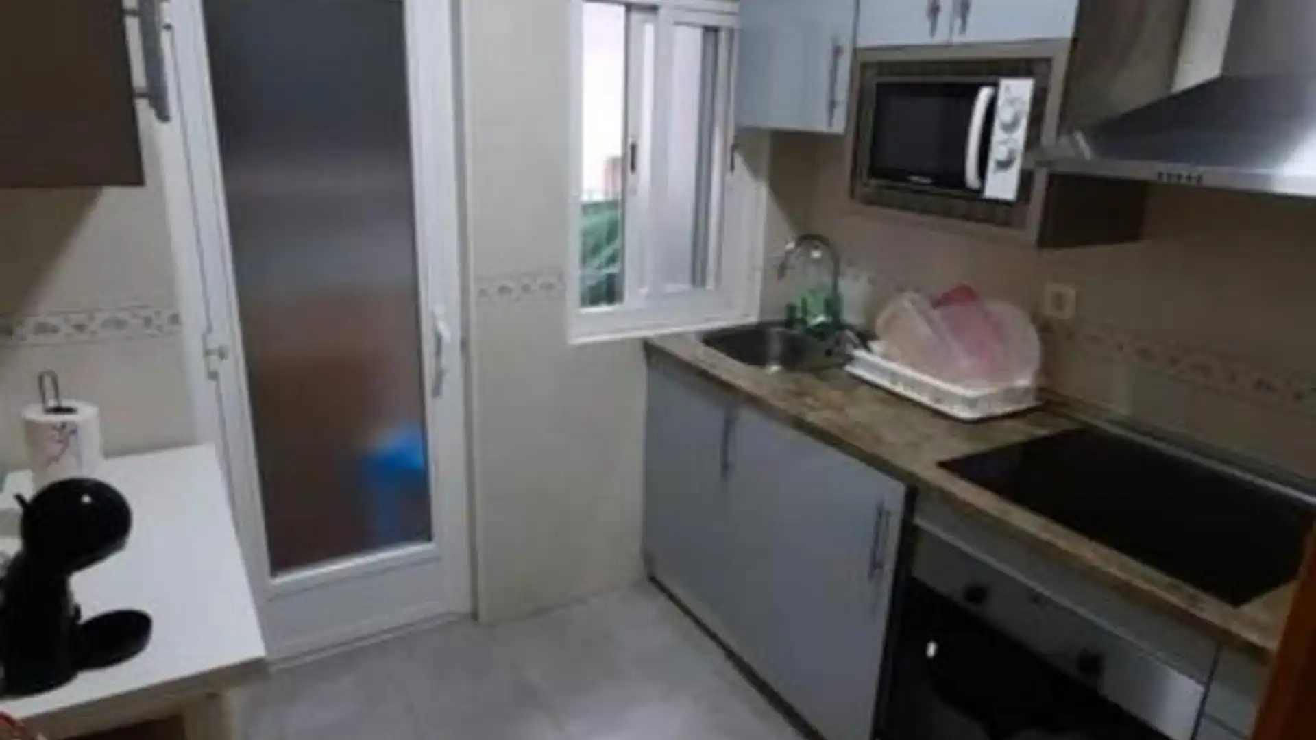 Cocina de Piso en venta en  Madrid Capital con Calefacción, Amueblado y Lavadora