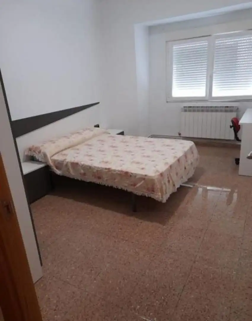 Piso en venta en Calle de San Bernardo, 46, Universidad - Malasaña Habitación de Piso en venta en Madrid con Calefacción, Amueblado y Lavadora