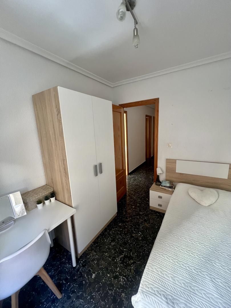 Dormitori de Pis per a compartir en  Albacete Capital amb Aire condicionat, Calefacció i Moblat