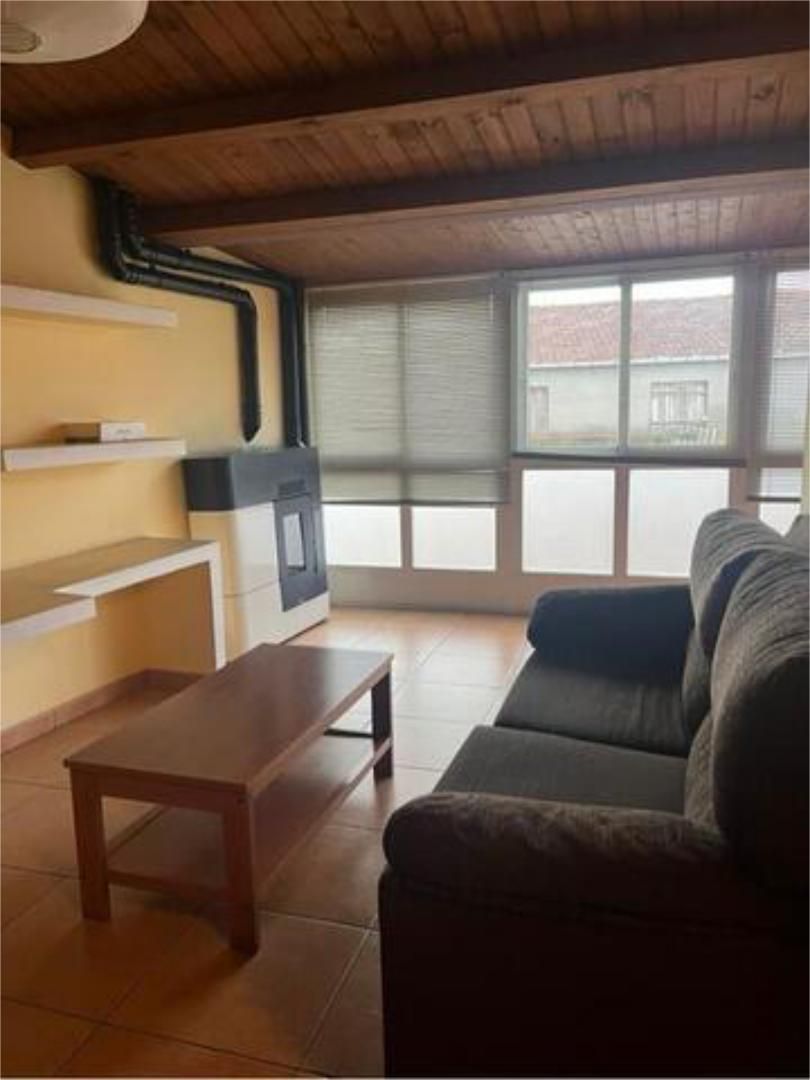 Flat to rent in Maceda