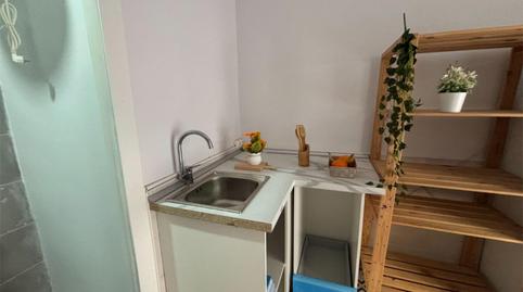 Foto 4 de Pis en venda a Carrer de Llinars, 33, La Gavarra, Cornellà de Llobregat