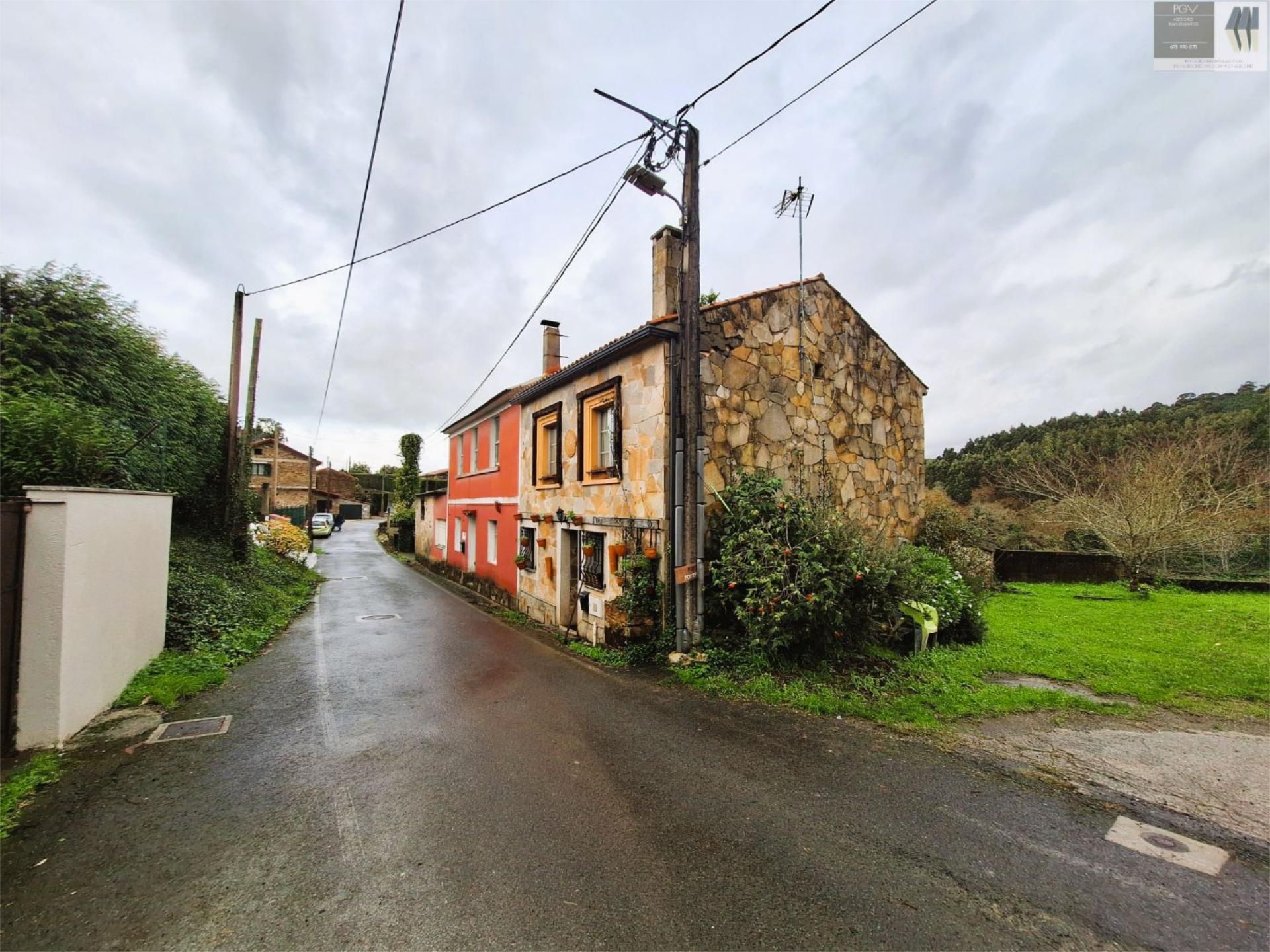 Vista exterior de Casa adosada en venta en Bergondo