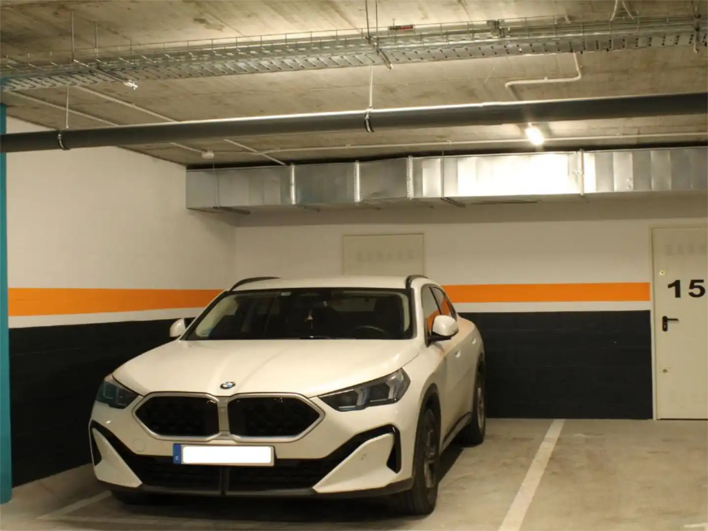 Parkplatz von Wohnung zum Verkauf in  Sevilla Capital mit Klimaanlage, Terrasse und Schwimmbad