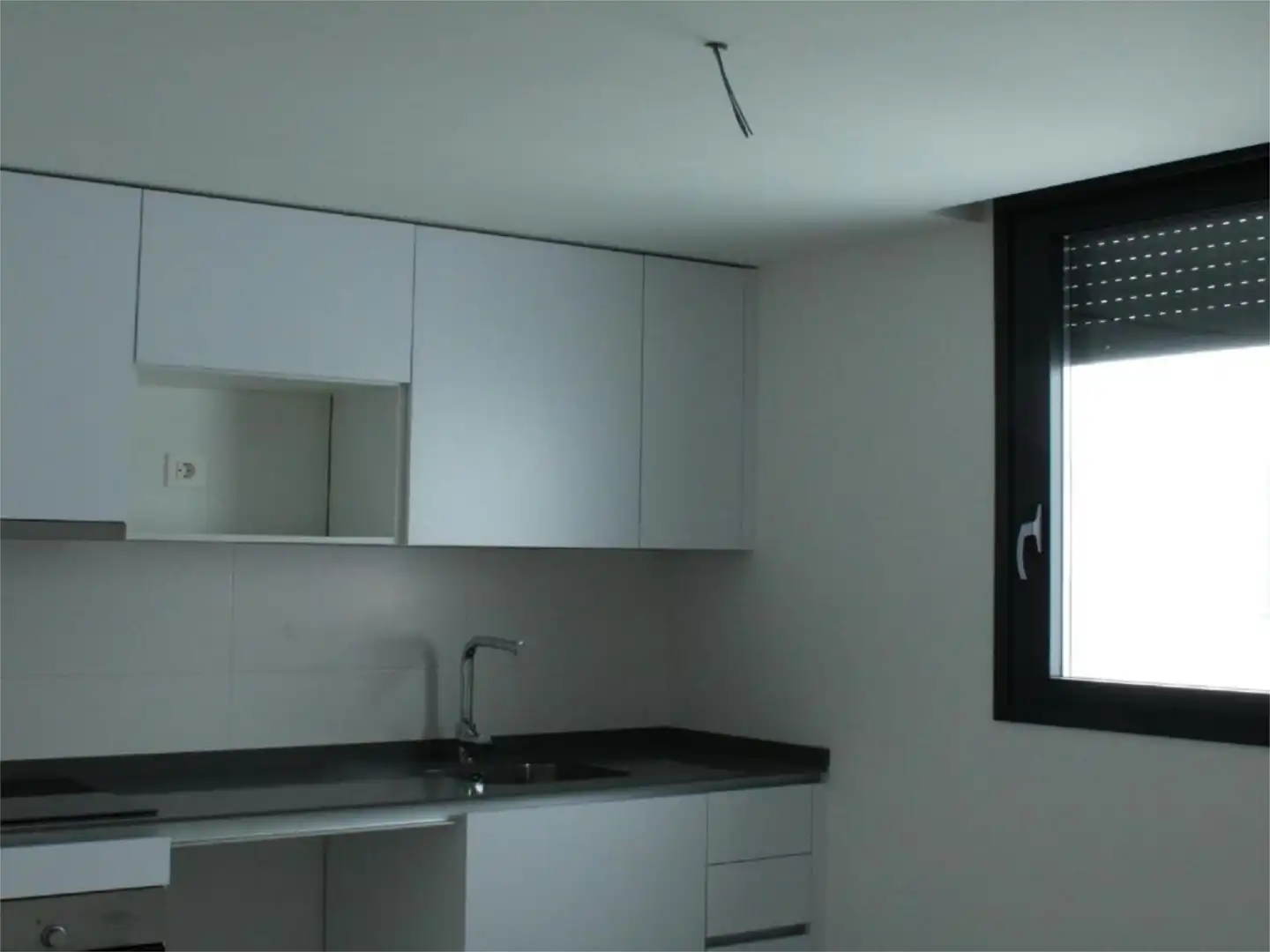 Küche von Wohnung zum Verkauf in  Sevilla Capital mit Klimaanlage, Terrasse und Schwimmbad