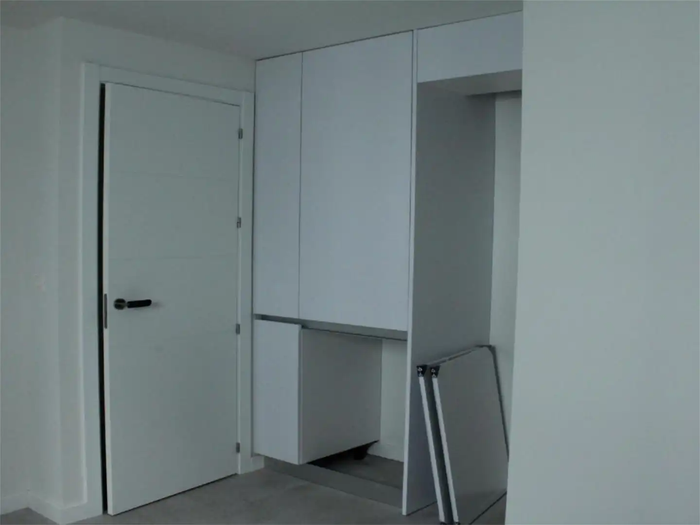 Wohnung zum Verkauf in  Sevilla Capital mit Klimaanlage, Terrasse und Schwimmbad