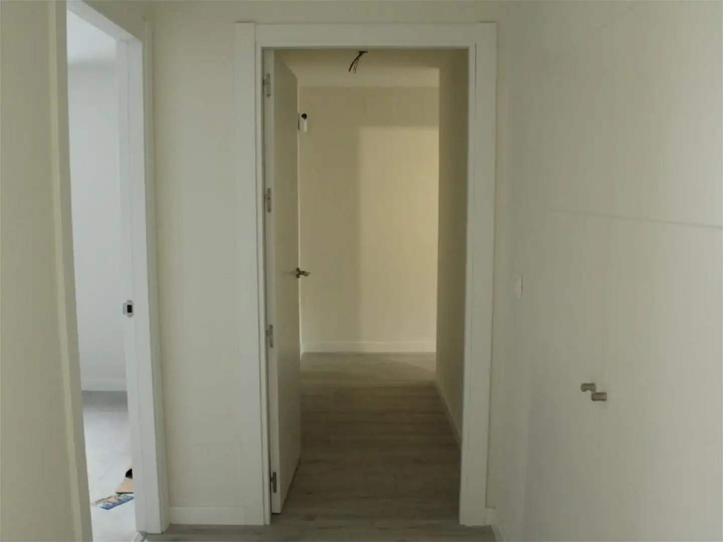 Wohnung zum Verkauf in  Sevilla Capital mit Klimaanlage, Terrasse und Schwimmbad