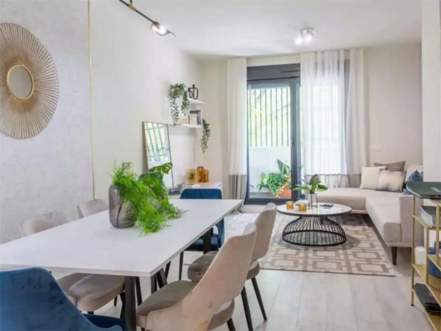Wohnzimmer von Wohnung zum Verkauf in  Sevilla Capital mit Klimaanlage, Terrasse und Schwimmbad