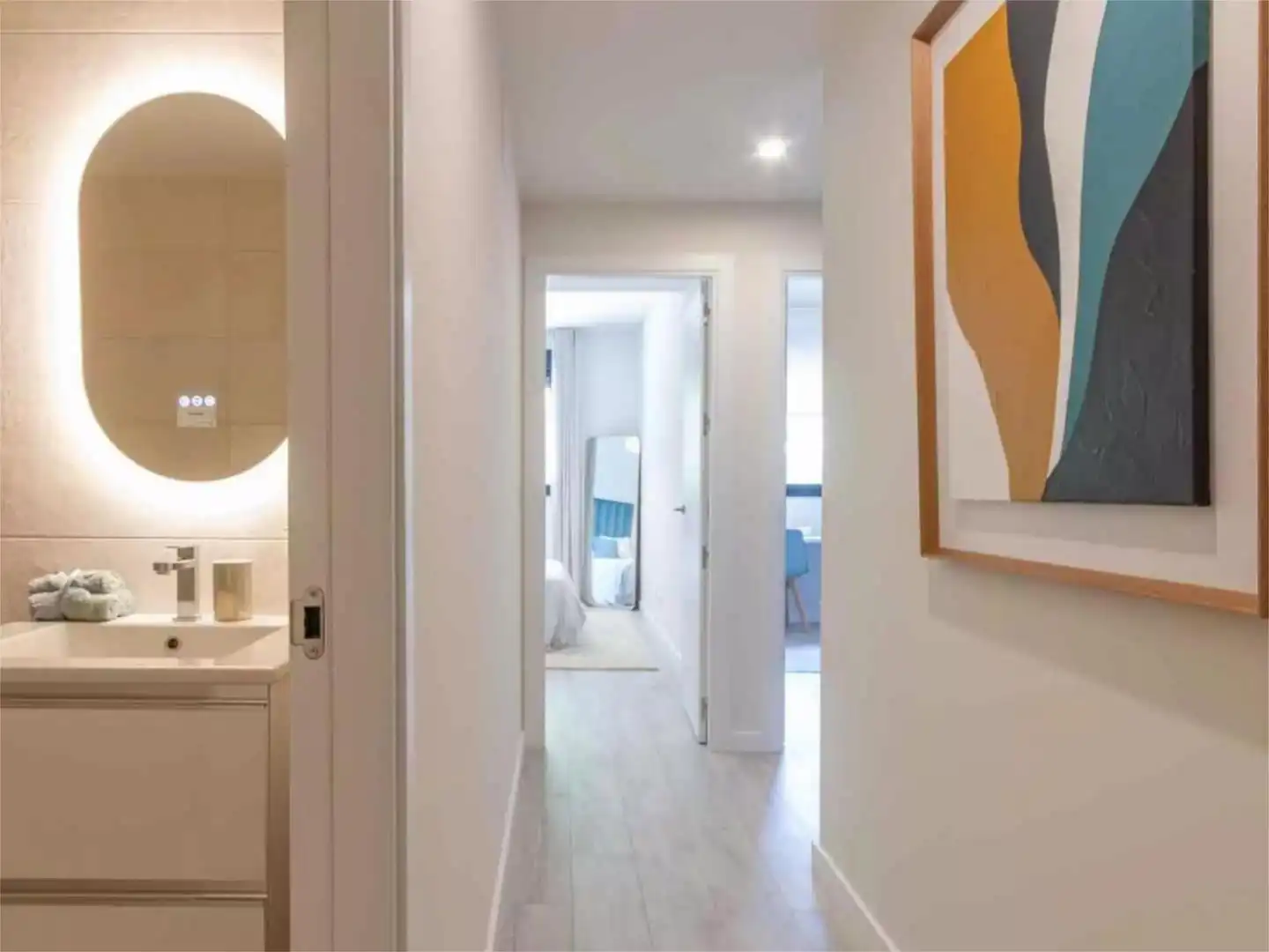 Wohnung zum Verkauf in  Sevilla Capital mit Klimaanlage, Terrasse und Schwimmbad