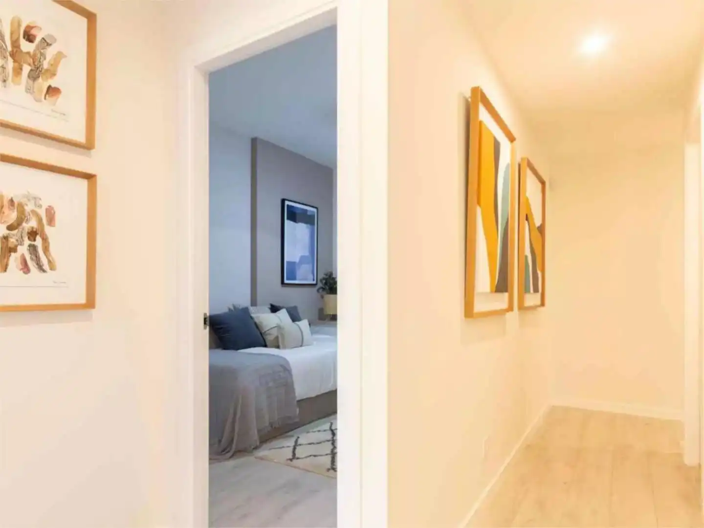 Wohnung zum Verkauf in  Sevilla Capital mit Klimaanlage, Terrasse und Schwimmbad
