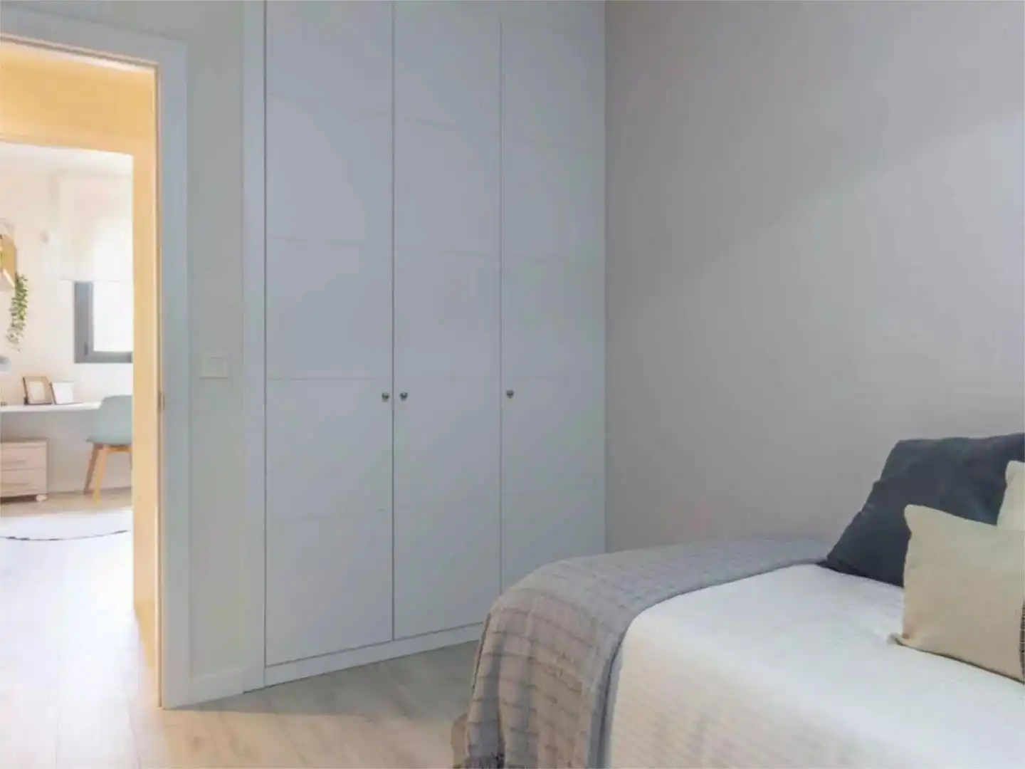 Schlafzimmer von Wohnung zum Verkauf in  Sevilla Capital mit Klimaanlage, Terrasse und Schwimmbad