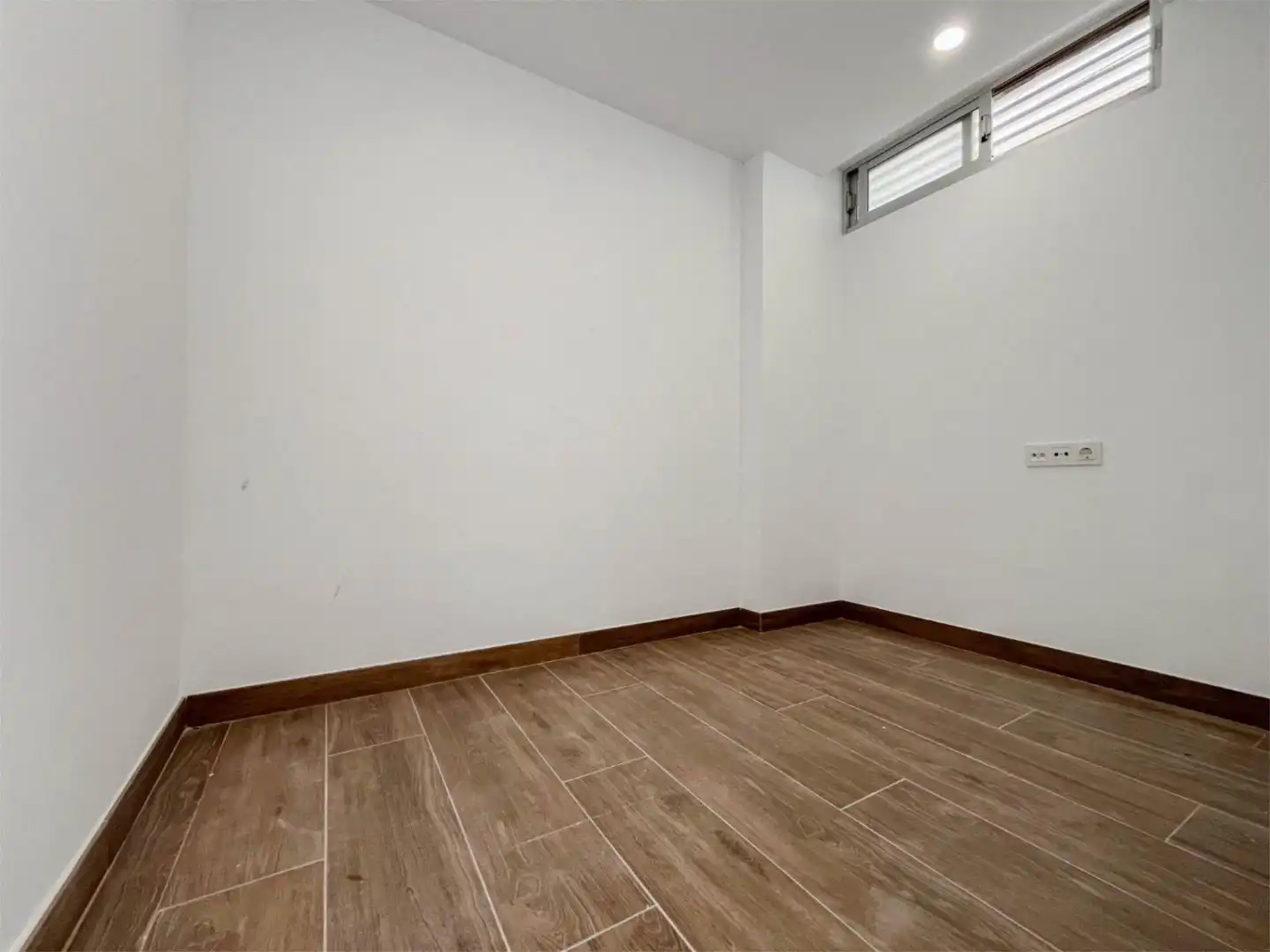 Piso de alquiler en Avenida de Cataluña, 14, Playa de San Juan Piso de alquiler en Alicante / Alacant con Terraza, Piscina y Amueblado