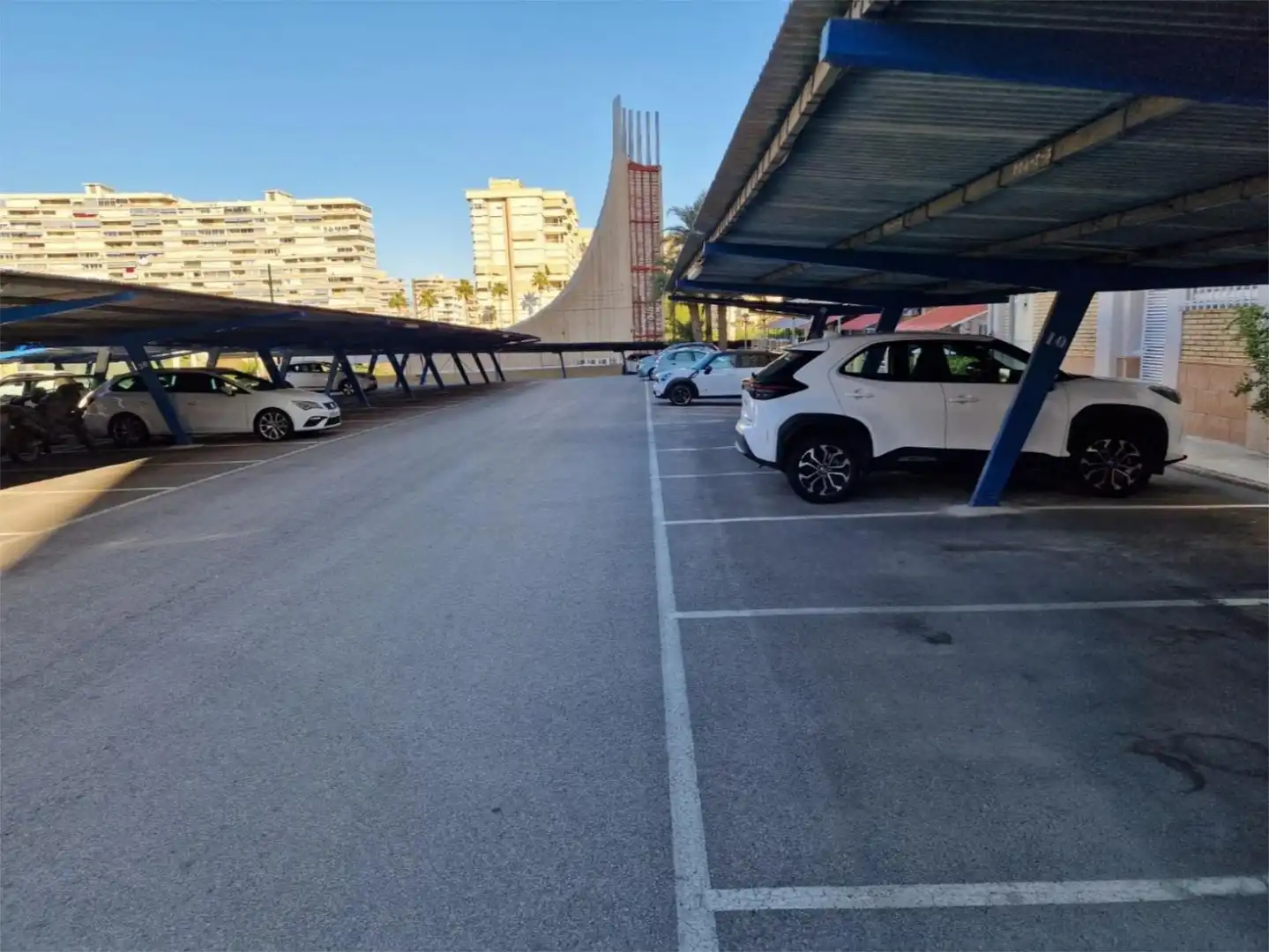 Piso de alquiler en Avenida de Cataluña, 14, Playa de San Juan Parking de Piso de alquiler en Alicante / Alacant con Terraza, Piscina y Amueblado