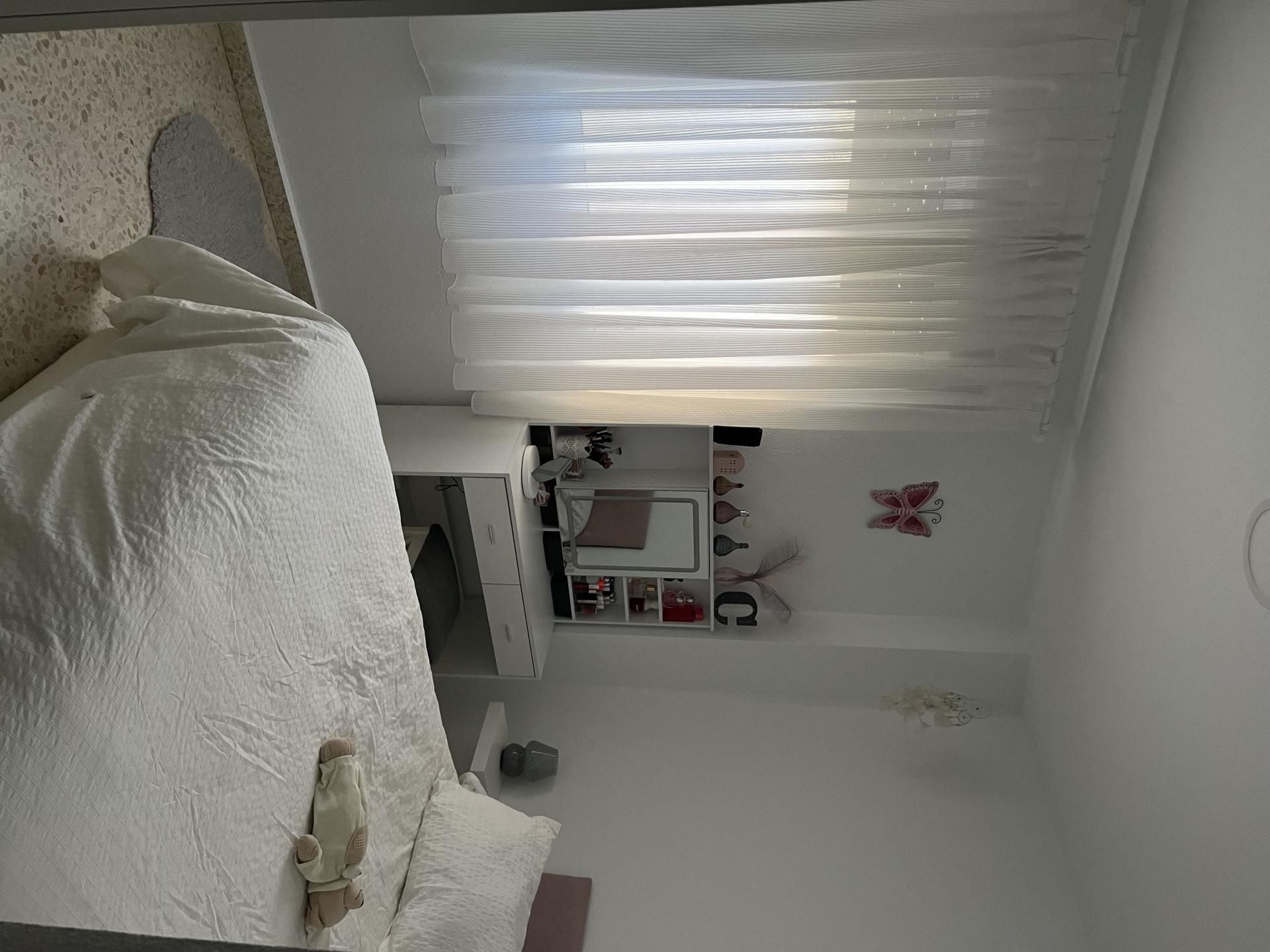 Bedroom of Flat for sale in Alcalá de Guadaira  with Air Conditioner, Private garden and Storage room