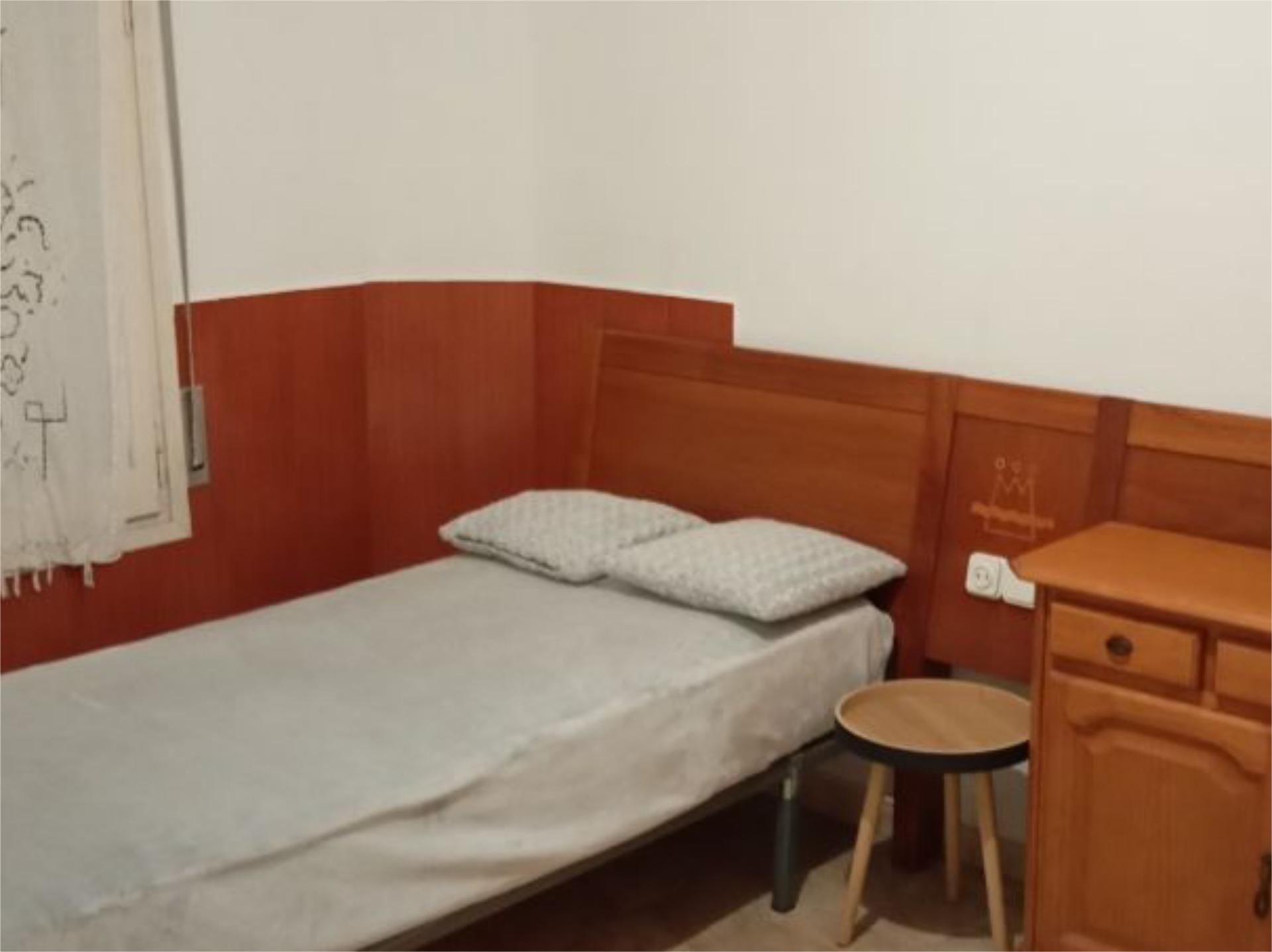 Bedroom of Flat to share in Igualada  with Private garden and Furnished
