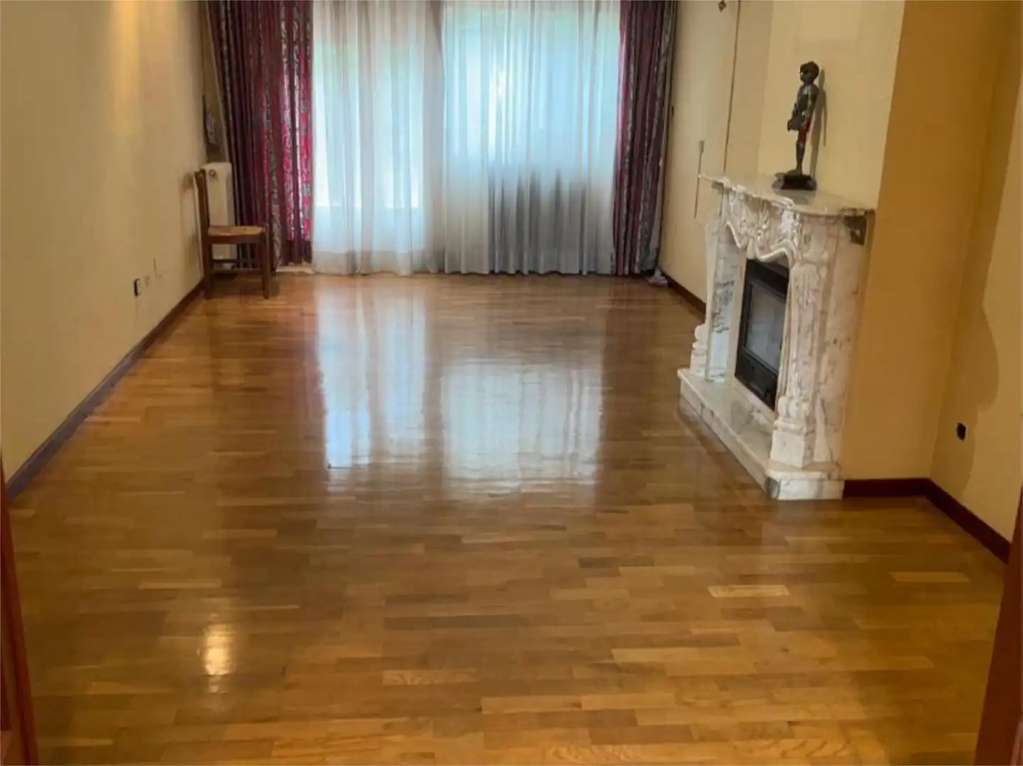 Detached homes for sale in Calle Fortuny, 22, Santa María - Pio XII Living room of Detached homes for sale in Ciudad Real Capital with Air Conditioner, Terrace and Swimming Pool