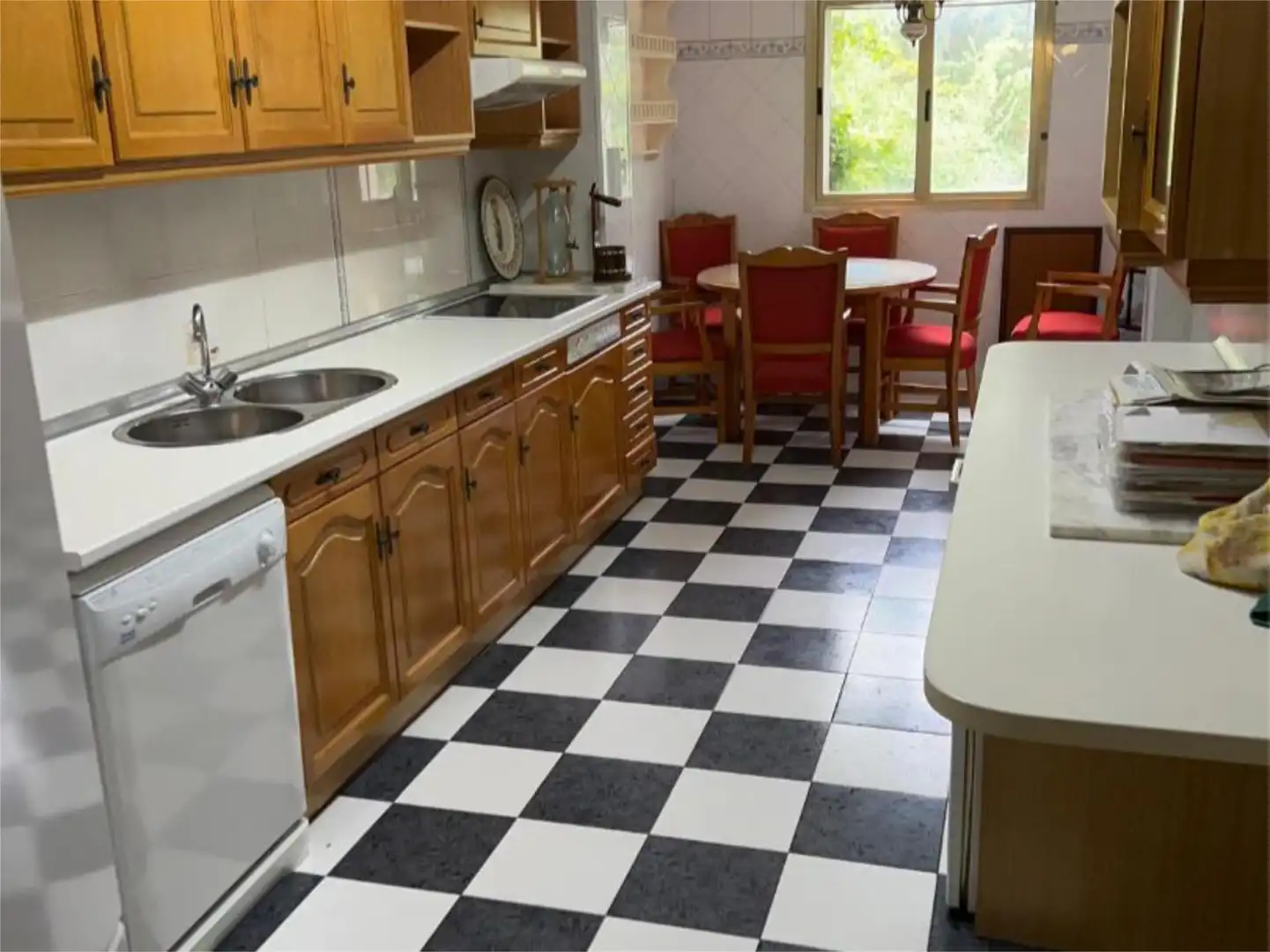 Detached homes for sale in Calle Fortuny, 22, Santa María - Pio XII Kitchen of Detached homes for sale in Ciudad Real Capital with Air Conditioner, Terrace and Swimming Pool