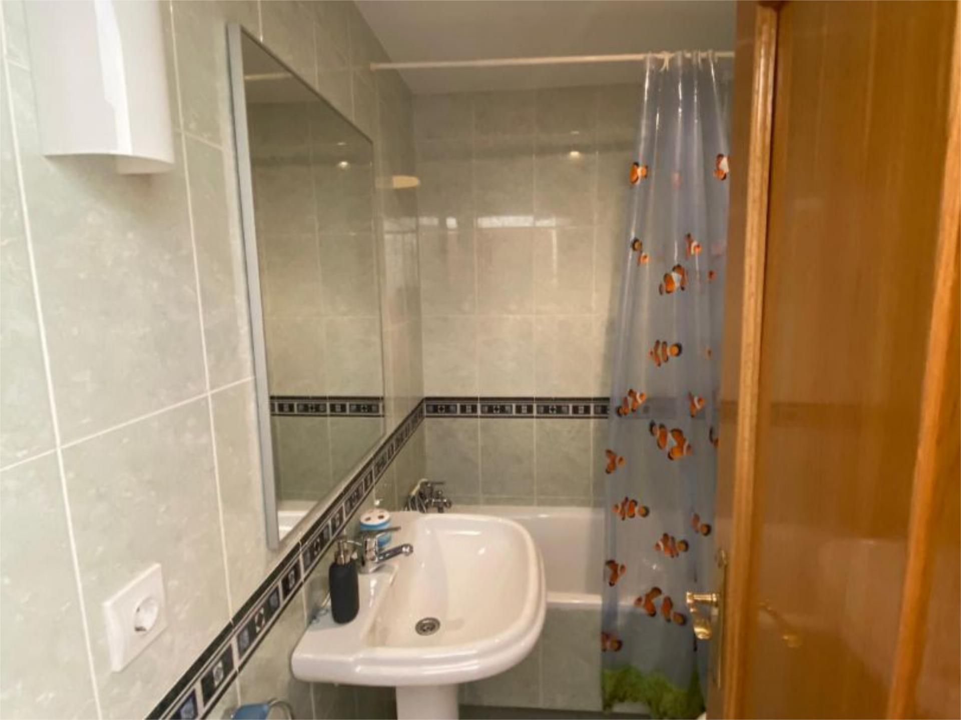 Bany de Àtic de lloguer en Águilas amb Aire condicionat, Calefacció i Terrassa