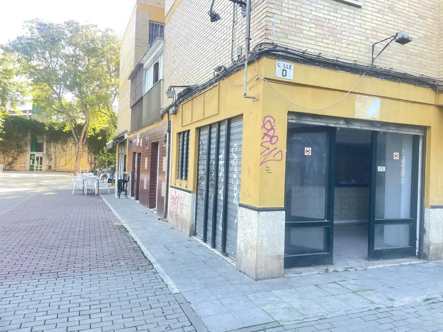 Local de alquiler en Calle Huerta del Águila, 19, La Plata Vista exterior de Local de alquiler en Sevilla