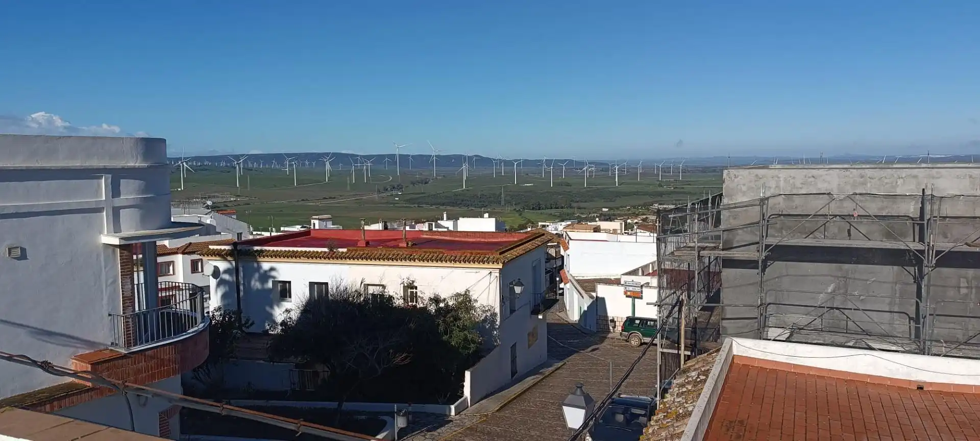 Casa adosada en venta en Calle Divina Pastora, 14, Facinas Vista exterior de Casa adosada en venta en Tarifa con Terraza y Balcón