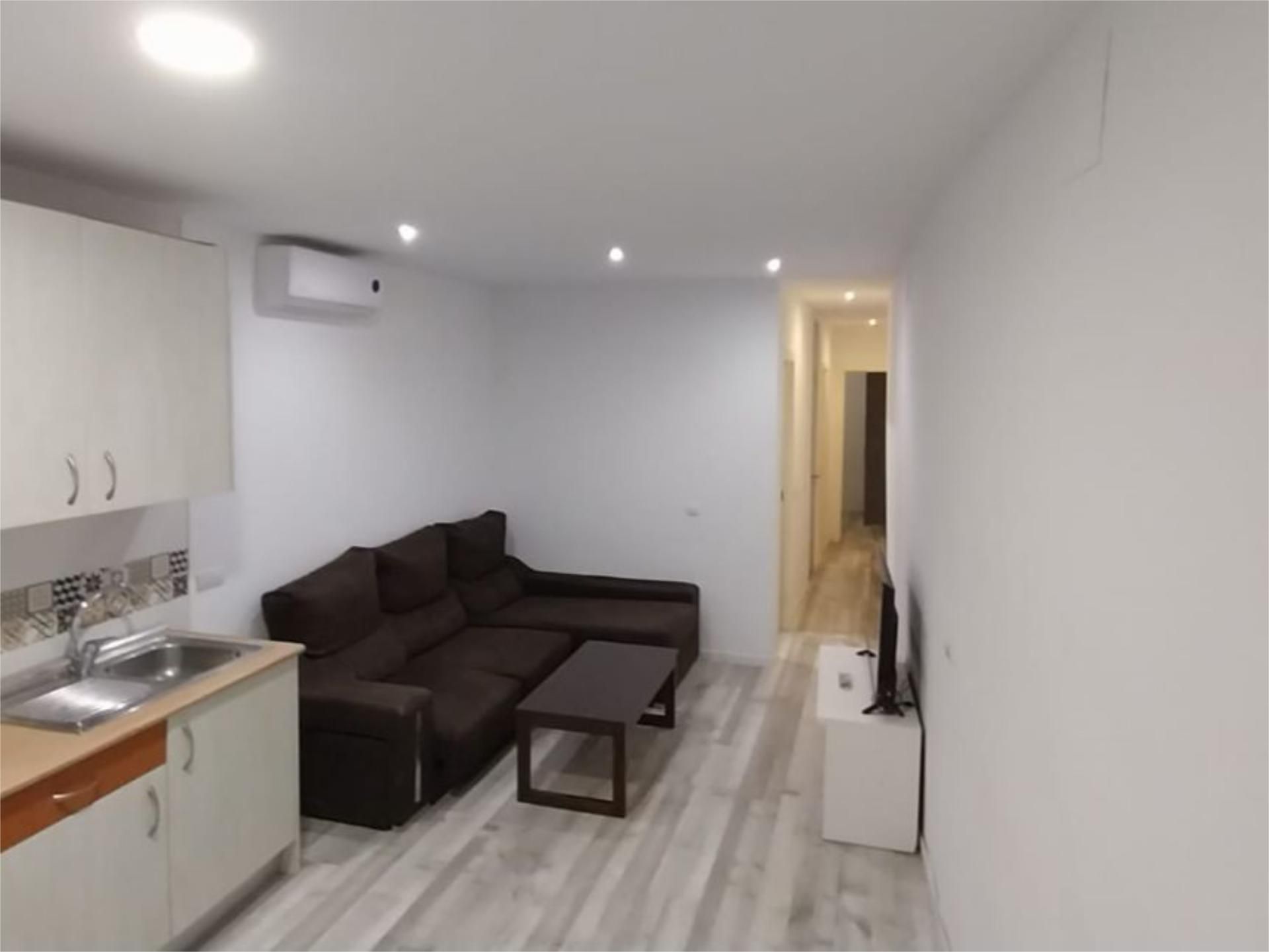 Sala d'estar de Pis de lloguer en Cáceres Capital amb Aire condicionat