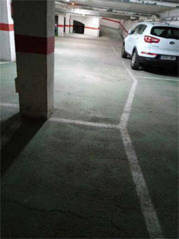 Garaje en Alquiler en Arrabal