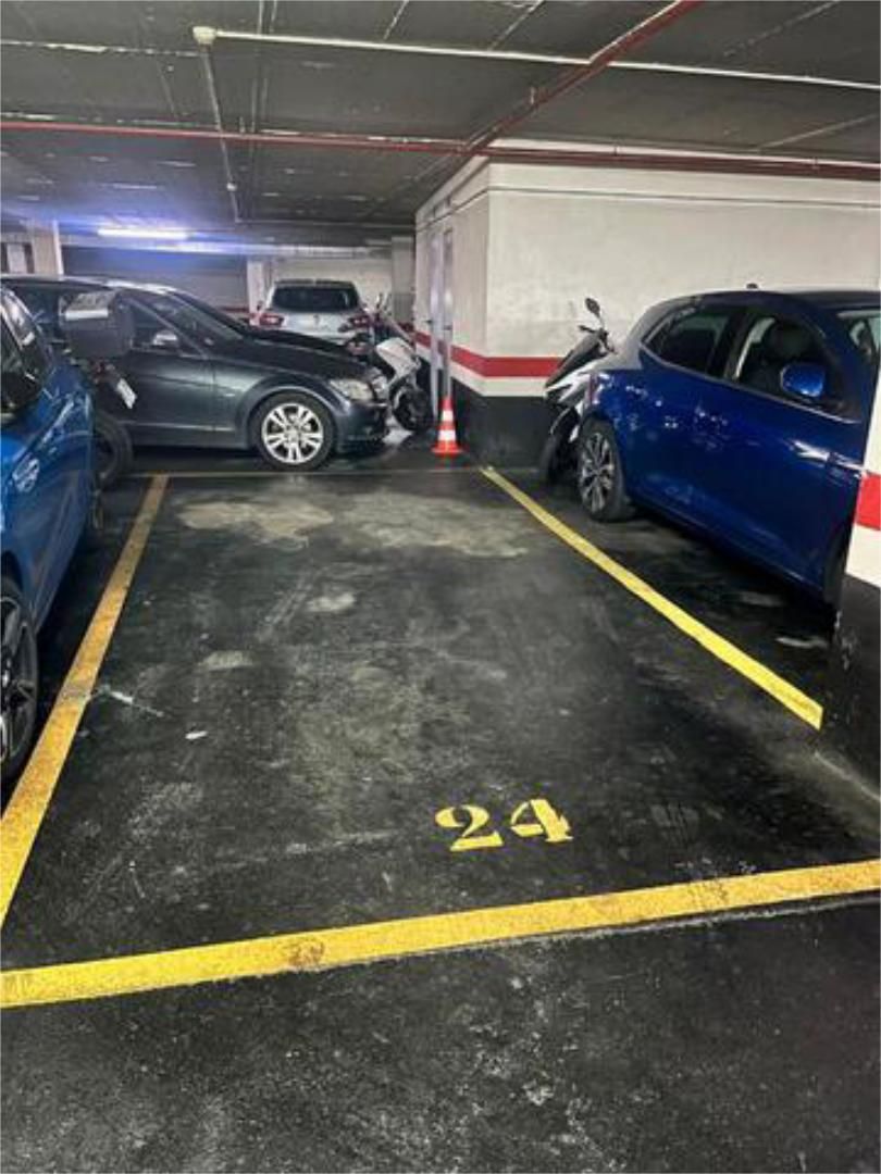 Aparcament de Garatge de lloguer en Barakaldo 