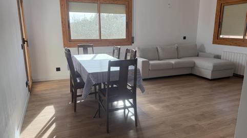 Foto 2 de Piso de alquiler en Avinguda Vallserrat, 81, Sant Esteve Sesrovires, Barcelona