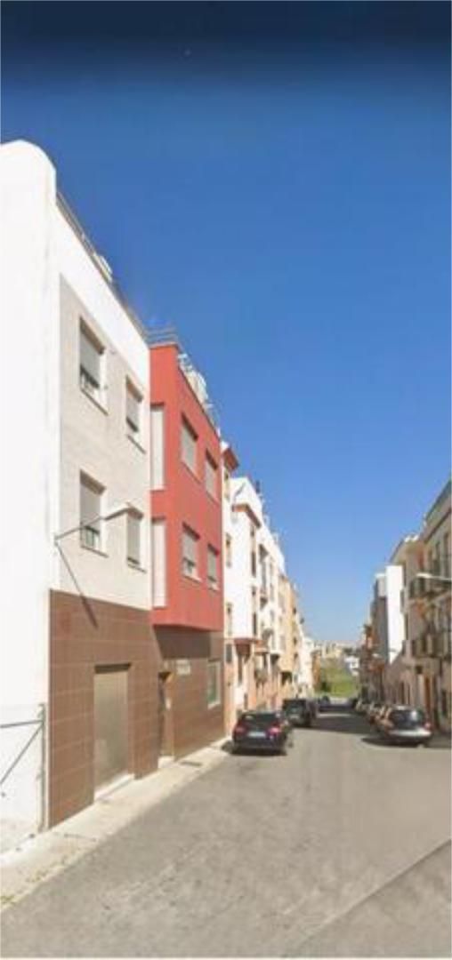 Vista exterior de Pis de lloguer en Torredelcampo amb Jardí privat, Terrassa i Traster