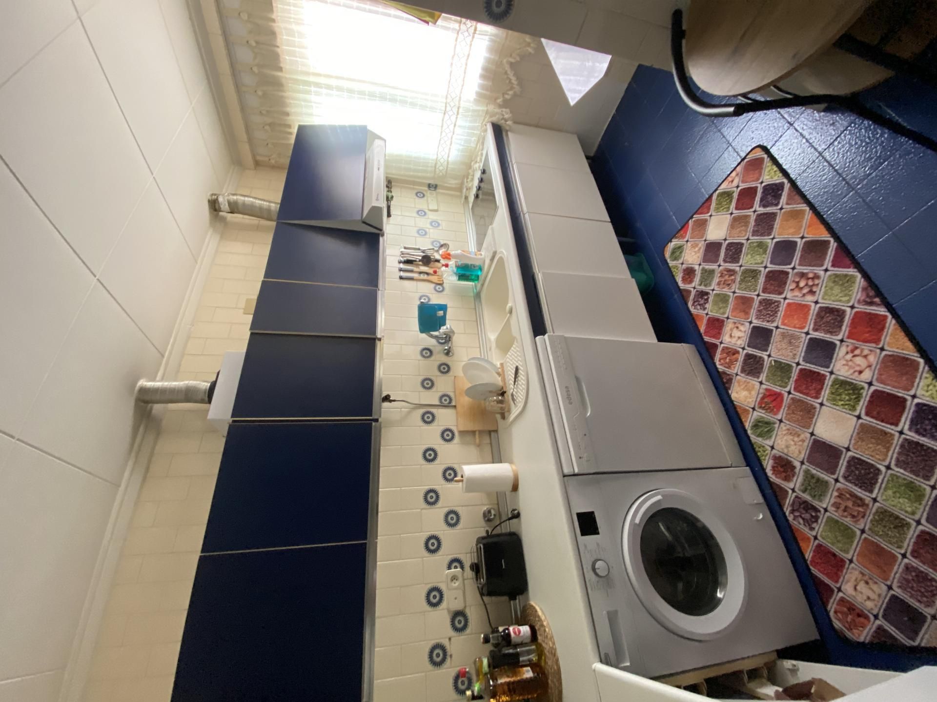 Flat to share in Calle Yagüe de Salas, Centro