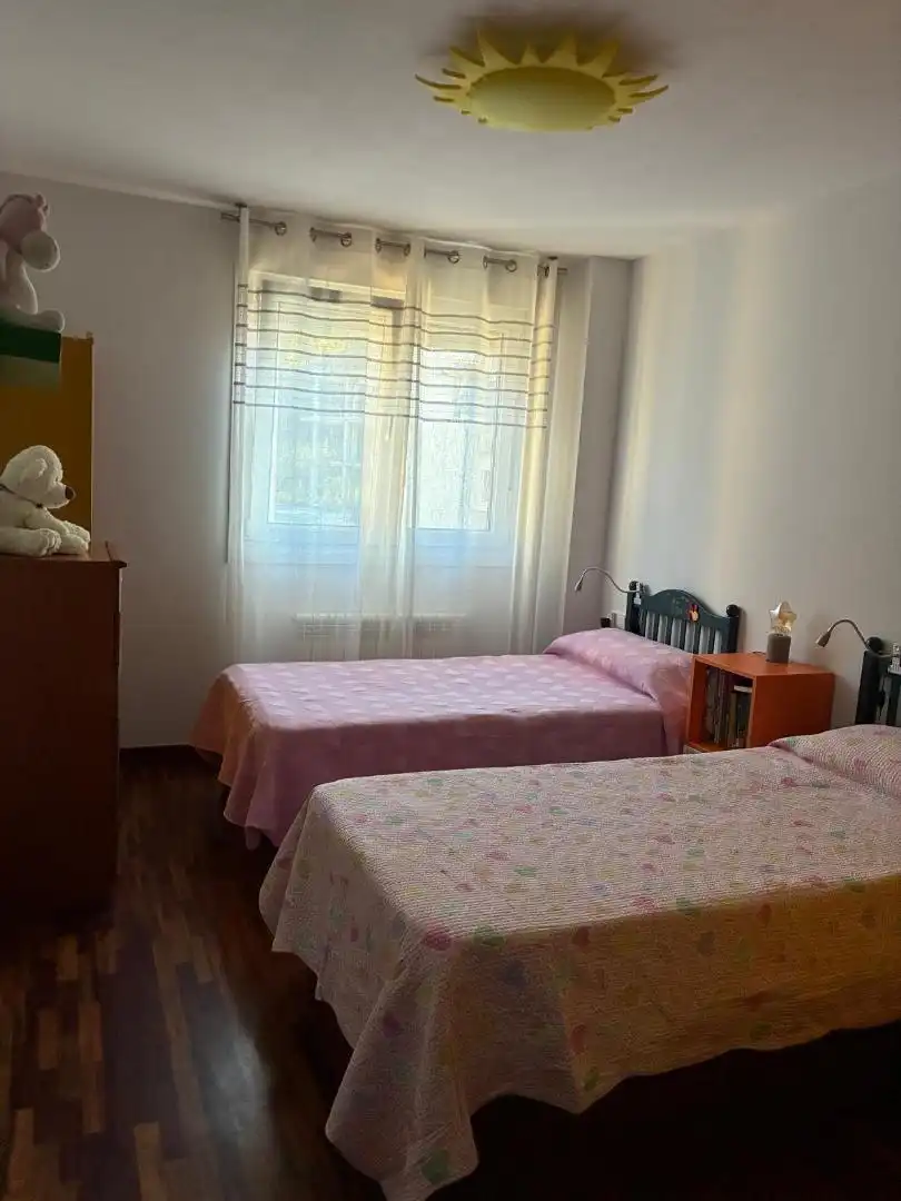 Pis en venda a Errekarte Etxetaldea, 5, Etxebarria Dormitori de Pis en venda en Etxebarria amb Terrassa i Balcó