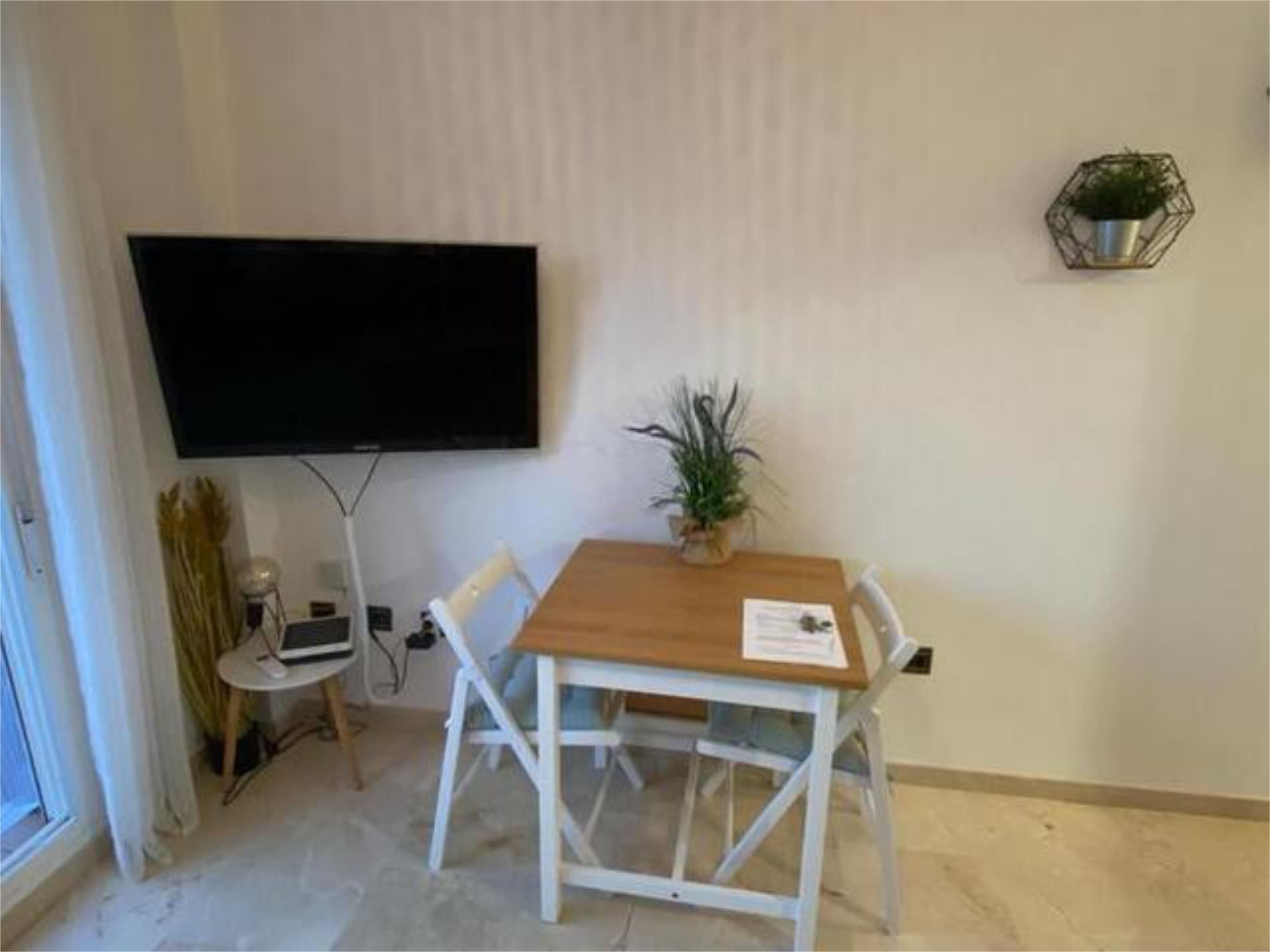 Apartament en venda a Marina de Casares Menjador de Apartament en venda en Casares amb Terrassa i Piscina