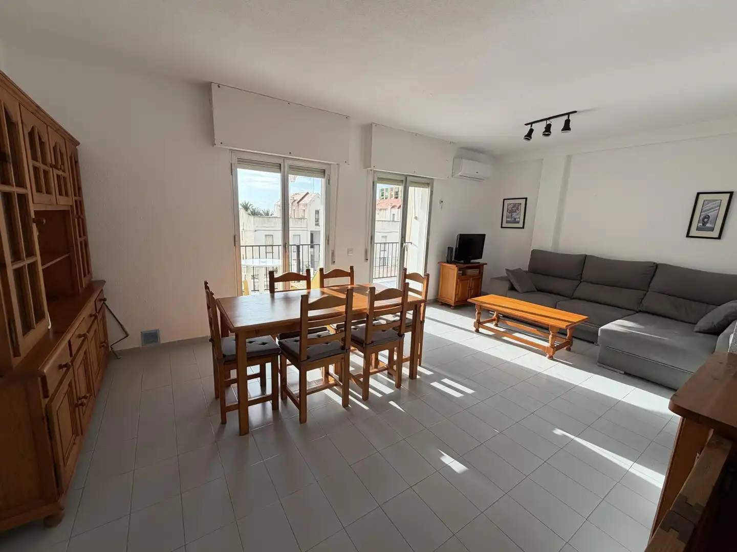 Außenansicht von Wohnung zur Miete in Pulpí mit Klimaanlage, Heizung und Terrasse