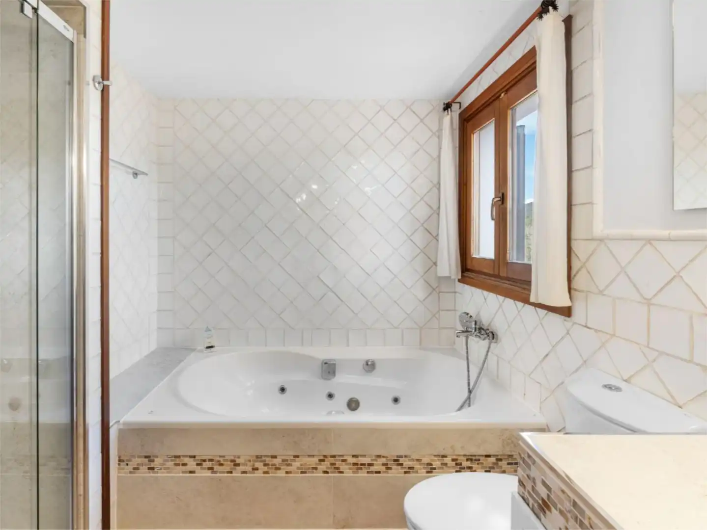 Bany de Casa o xalet en venda en Sant Josep de sa Talaia amb Aire condicionat, Terrassa i Piscina