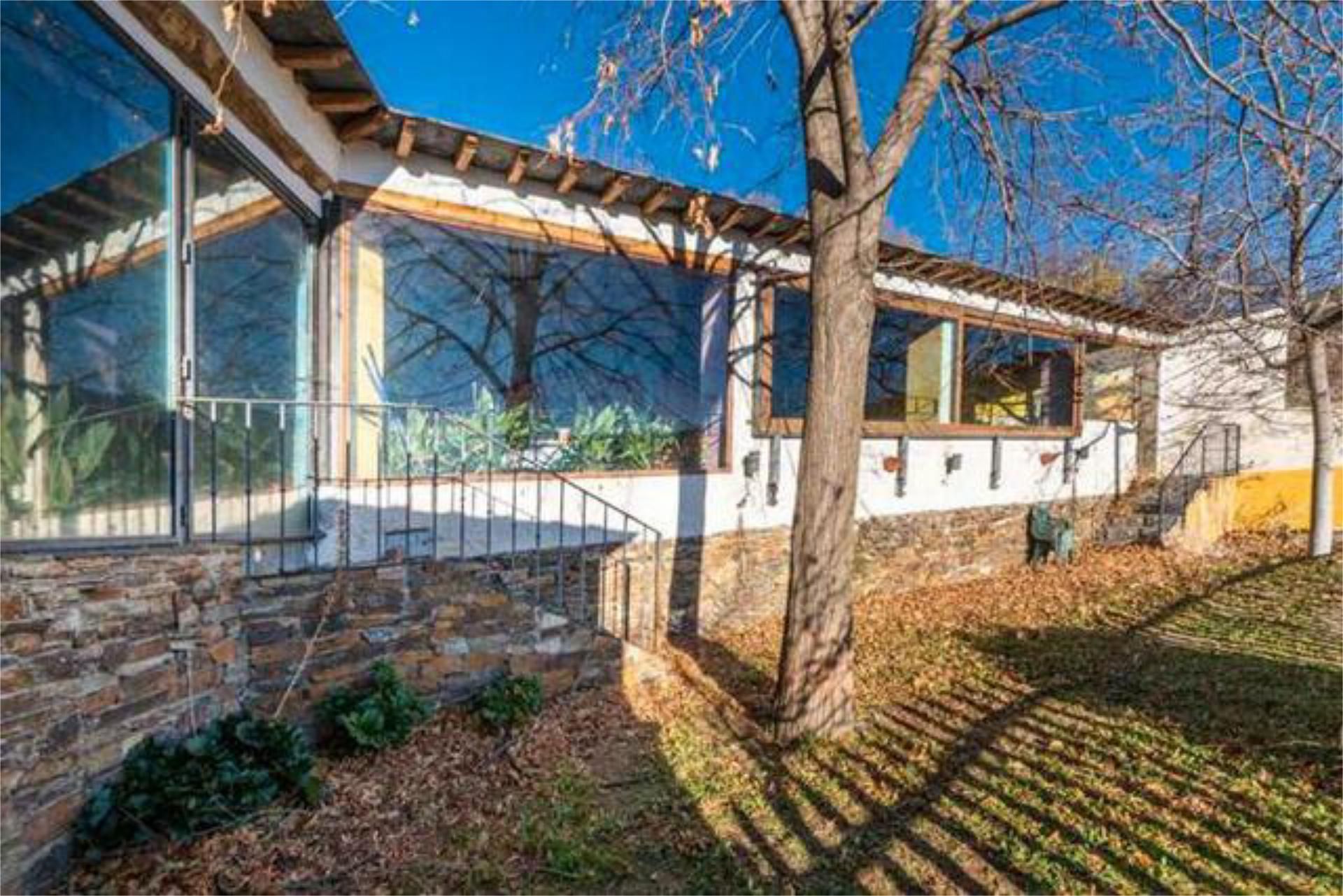 Vista exterior de Casa o xalet en venda en Bérchules amb Jardí privat, Terrassa i Traster