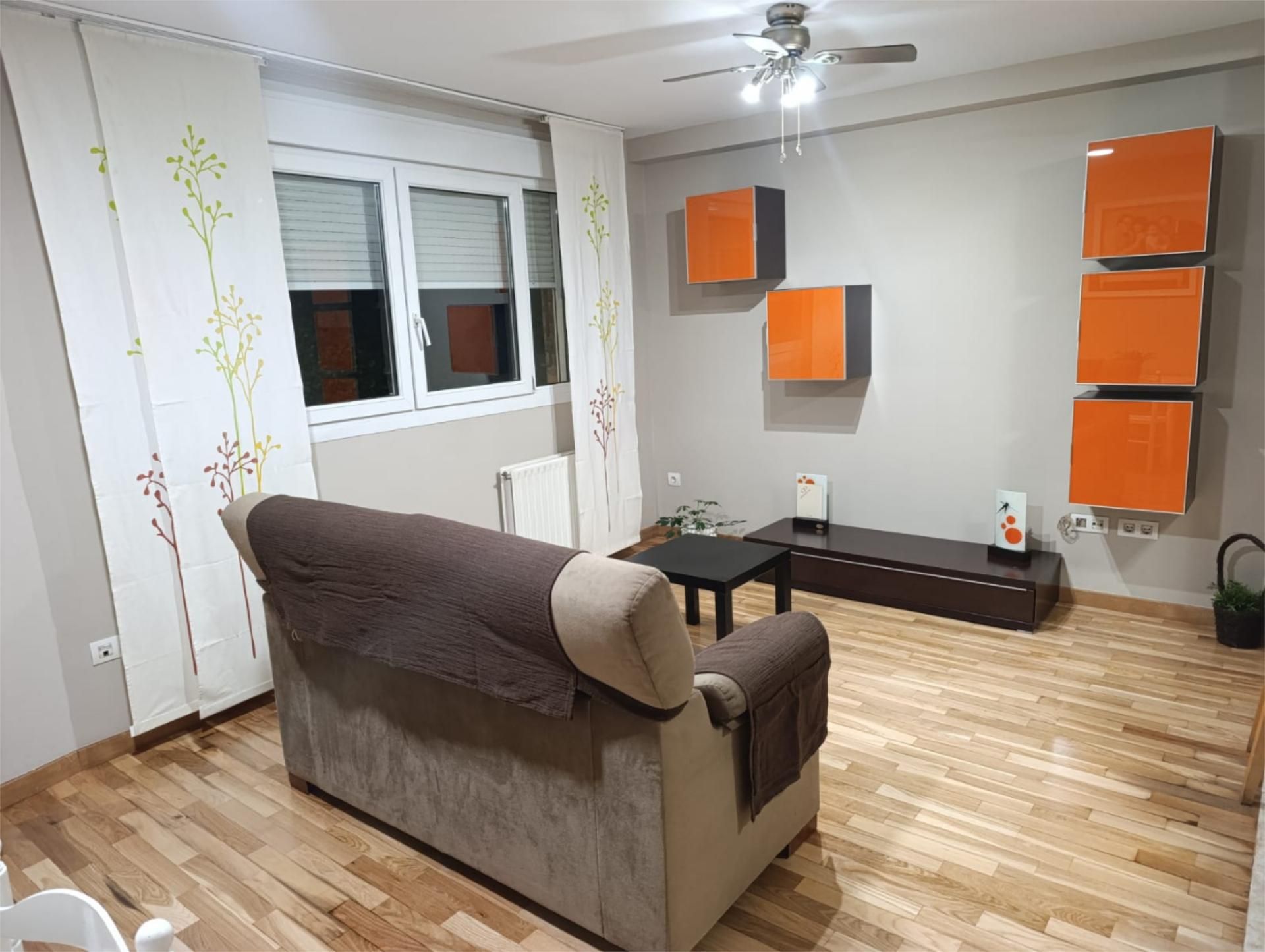 Living room of Apartment for sale in Corvera de Asturias  with Heating, Parquet flooring and Furnished